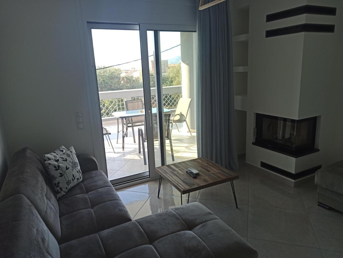 Cyclops Luxury Apartments อีกูเมนิทซา ภายนอก รูปภาพ